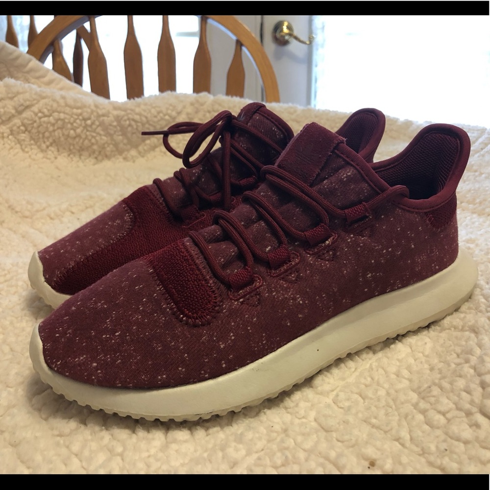 Adidas Women’s 6.5 burgundy shoes
